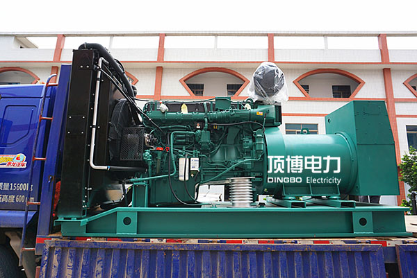 550kw沃爾沃柴油發(fā)電機組 550kw沃爾沃柴油發(fā)電機組