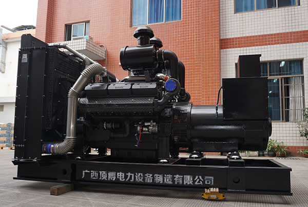 柴油發(fā)電機(jī)組 柴油發(fā)電機(jī)組