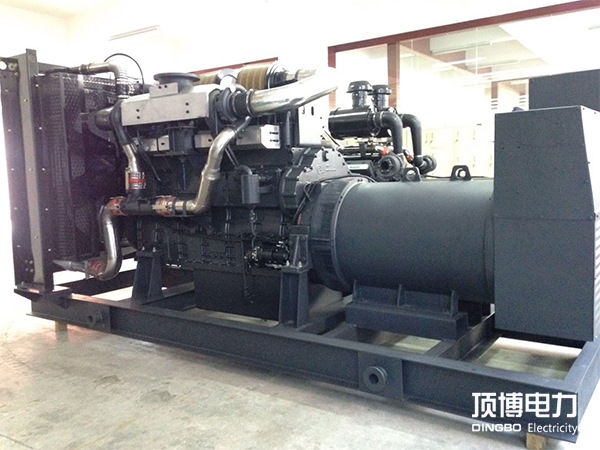 柴油發(fā)電機(jī)組 柴油發(fā)電機(jī)組