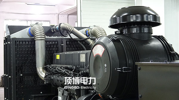 柴油發(fā)電機組 柴油發(fā)電機組