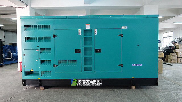 頂博靜音柴油發(fā)電機組：為醫(yī)院、學(xué)校等場所提供寧靜且穩(wěn)定可靠的電力保障